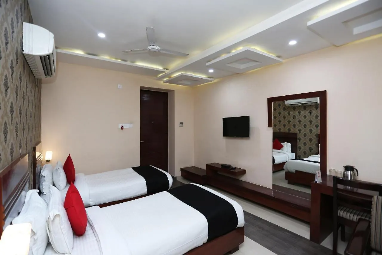 Capital O 4535 Hotel Uma Palace Varanasi