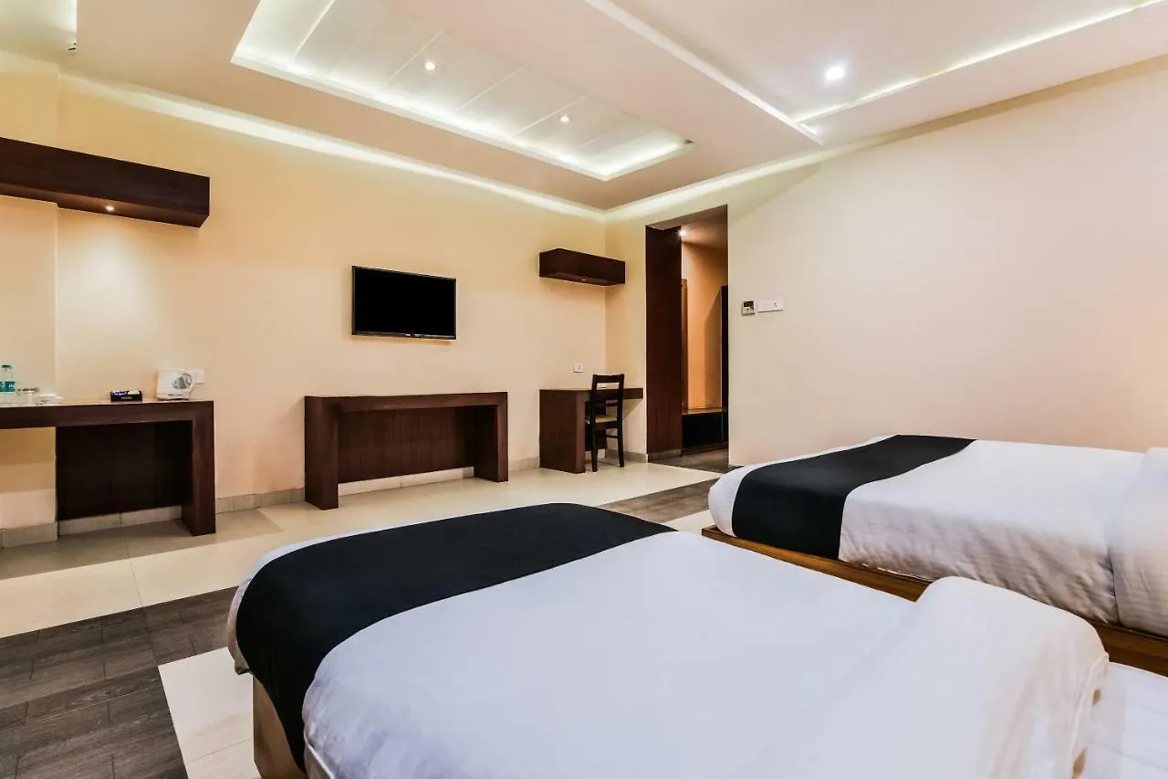 Capital O 4535 Hotel Uma Palace Varanasi