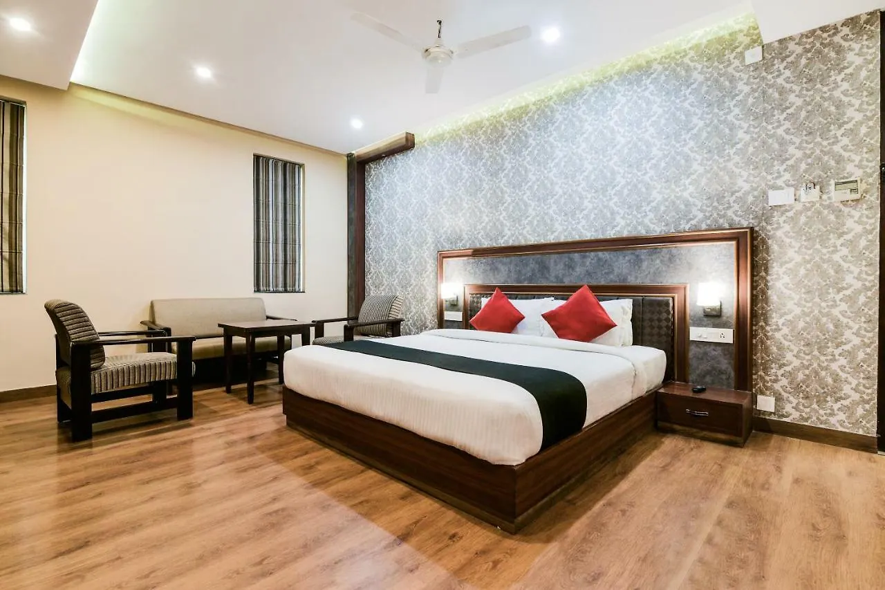 Capital O 4535 Hotel Uma Palace Varanasi